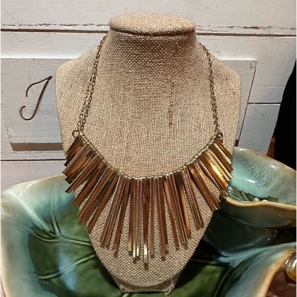 Guess Gold Tone Spike Statement Necklace - Picture 1 of 4